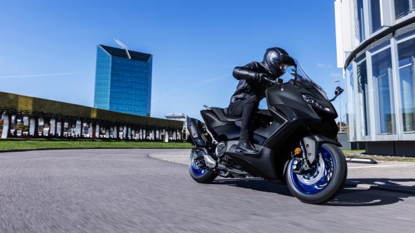 Scuter Yamaha TMAX - imagine 14